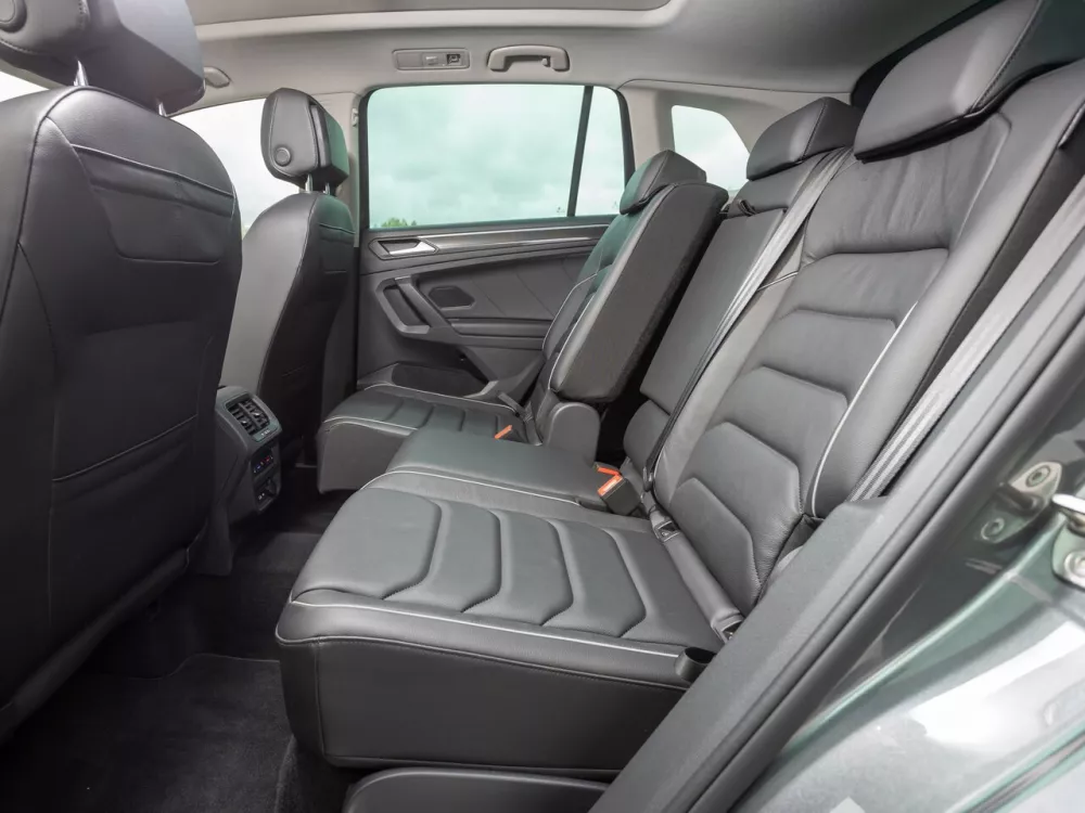 Автомобиль Volkswagen Tiguan II Рестайлинг Внедорожник (5 дверей)
