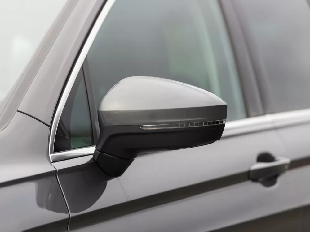Автомобиль Volkswagen Tiguan II Рестайлинг Внедорожник (5 дверей)