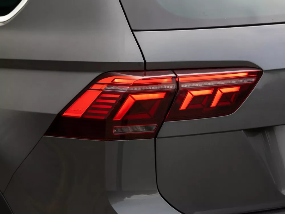 Автомобиль Volkswagen Tiguan II Рестайлинг Внедорожник (5 дверей)