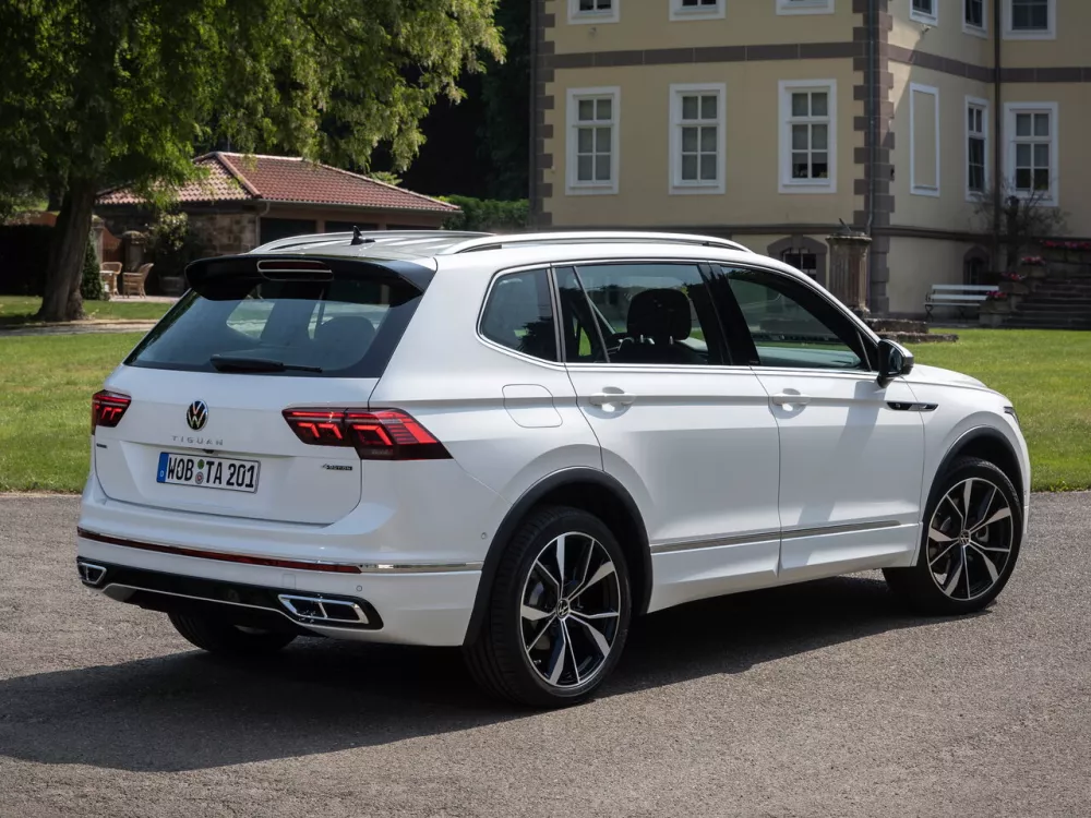 Автомобиль Volkswagen Tiguan II Рестайлинг Внедорожник (5 дверей) Allspace