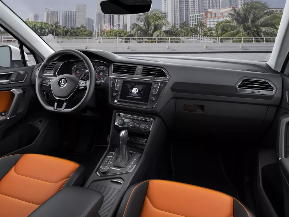 Автомобиль Volkswagen Tiguan II Внедорожник (5 дверей)