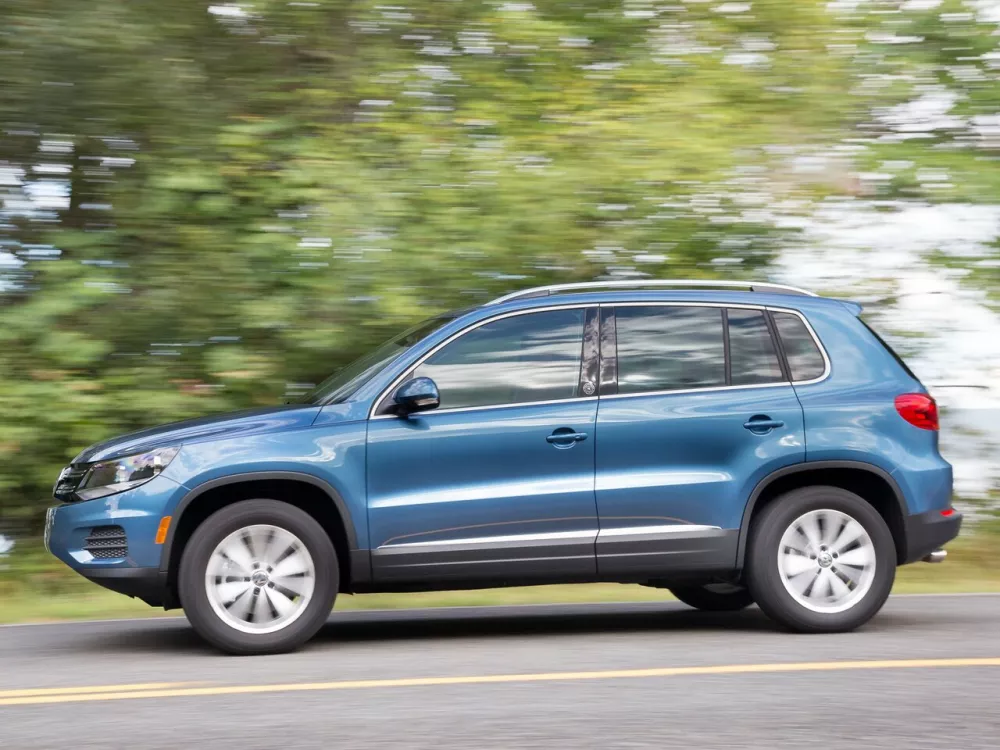 Автомобиль Volkswagen Tiguan I Рестайлинг Внедорожник (5 дверей)