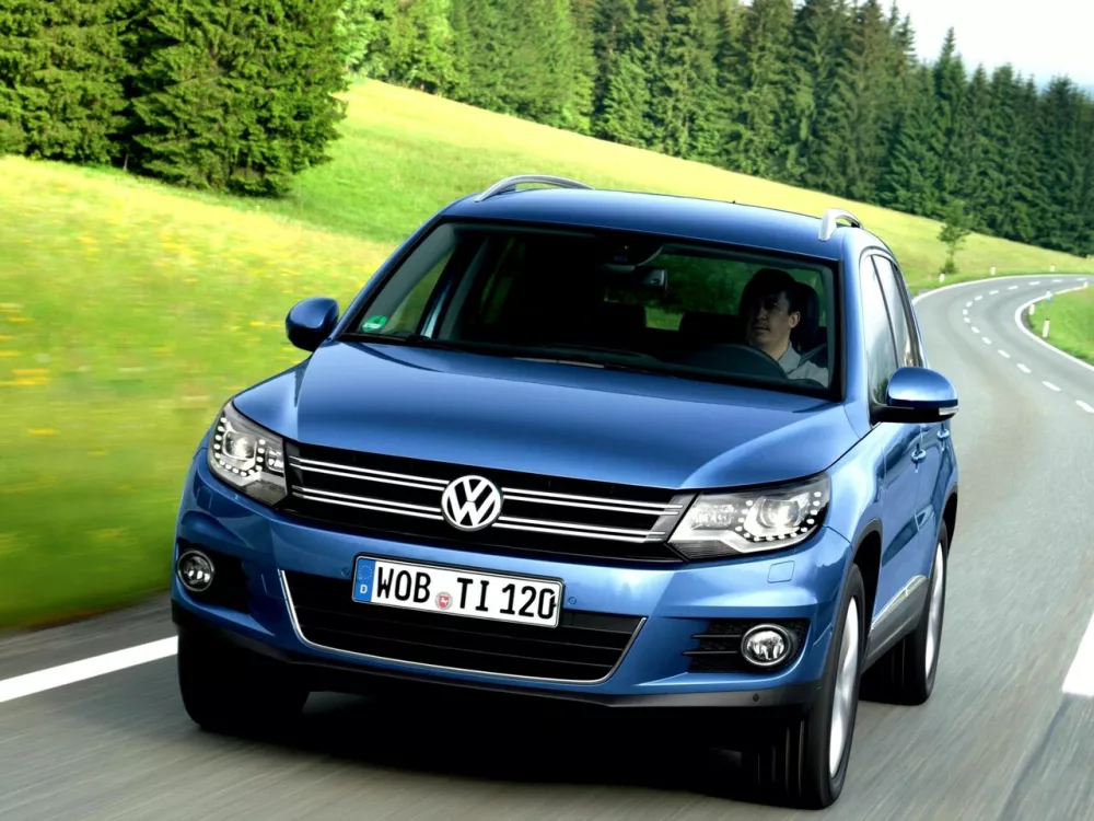 Автомобиль Volkswagen Tiguan I Рестайлинг Внедорожник (5 дверей)