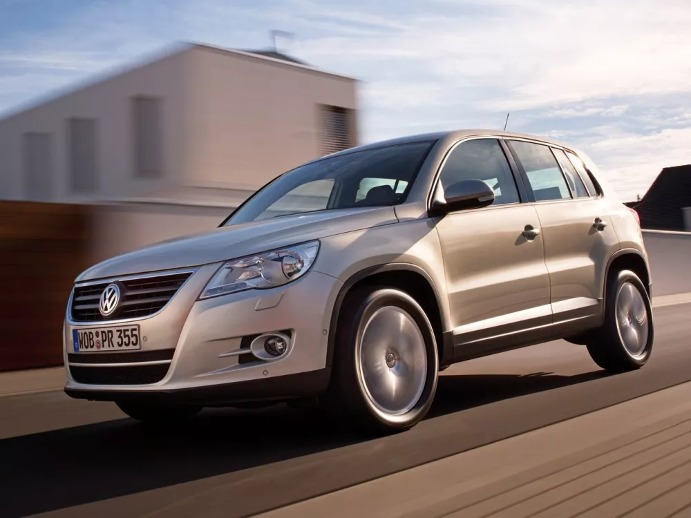 Автомобиль Volkswagen Tiguan I Внедорожник (5 дверей)