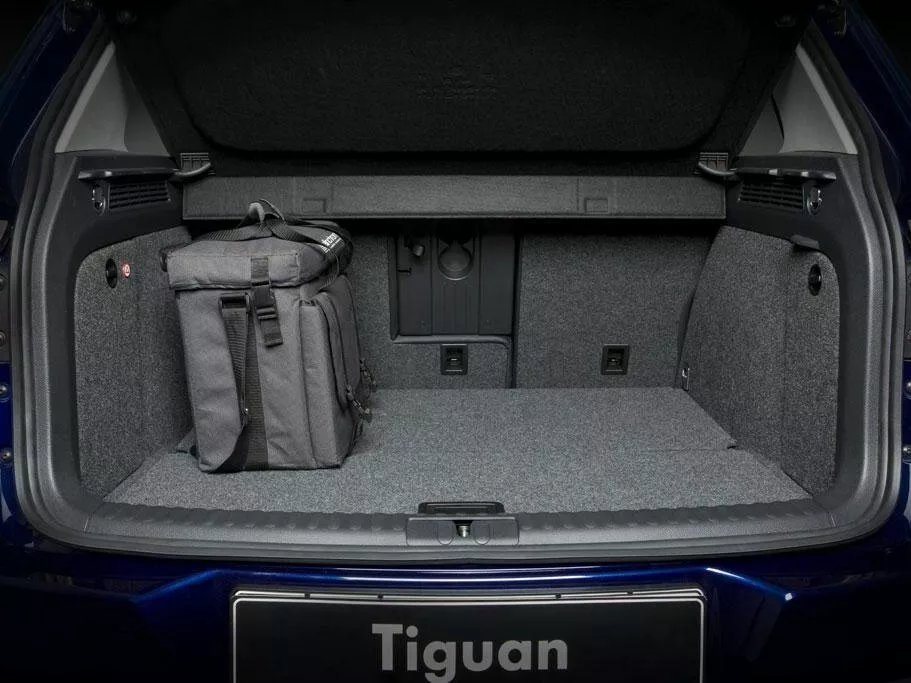 Автомобиль Volkswagen Tiguan I Внедорожник (5 дверей)
