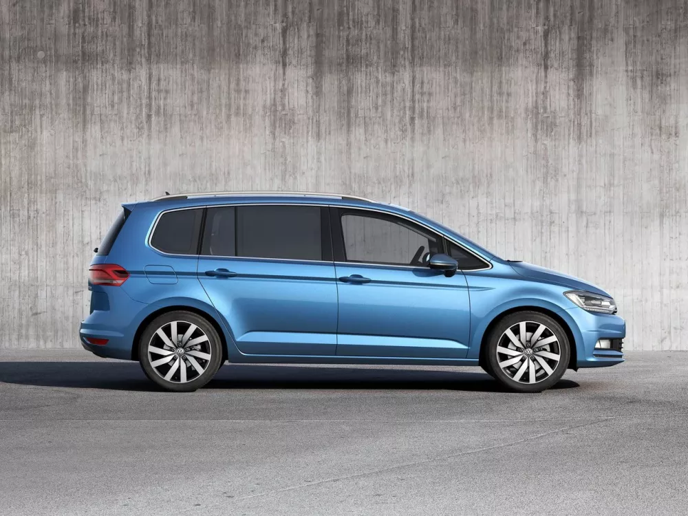 Автомобиль Volkswagen Touran II Компактвэн