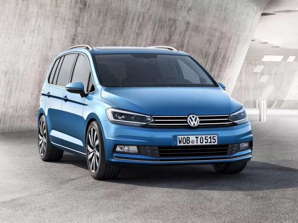 Автомобиль Volkswagen Touran II Компактвэн