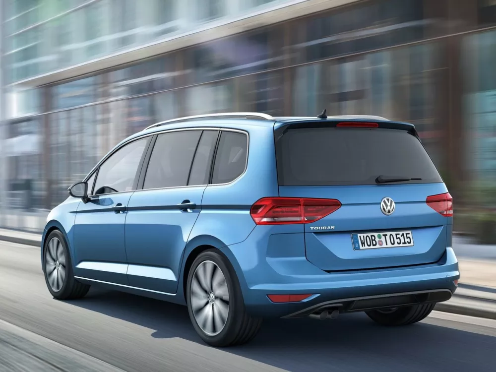 Автомобиль Volkswagen Touran II Компактвэн