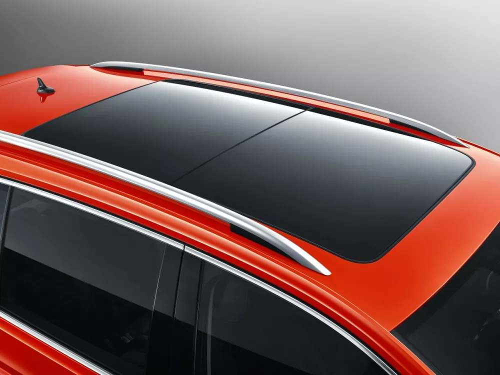 Автомобиль Volkswagen Touran II Компактвэн Cross L