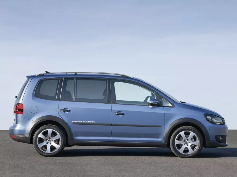 Автомобиль Volkswagen Touran I Рестайлинг 2 Компактвэн Cross
