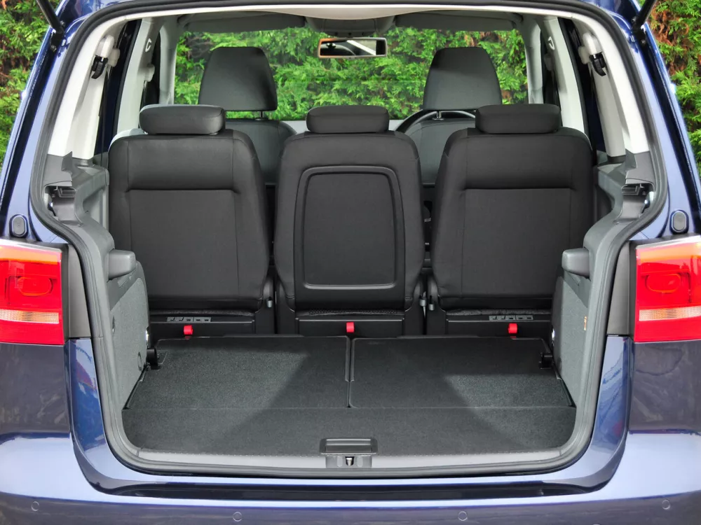 Автомобиль Volkswagen Touran I Рестайлинг 2 Компактвэн Cross