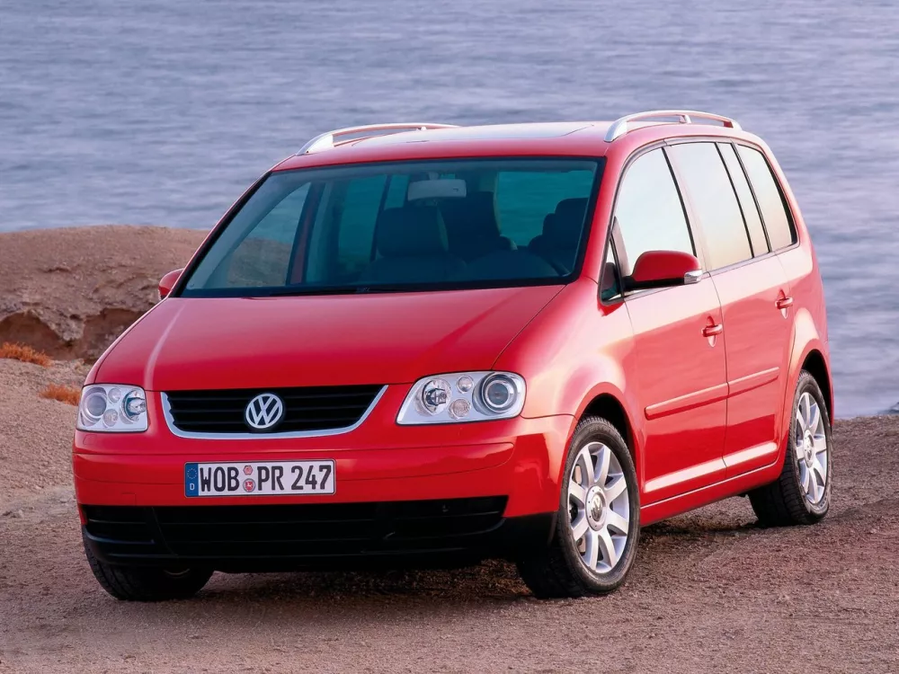Автомобиль Volkswagen Touran I Компактвэн