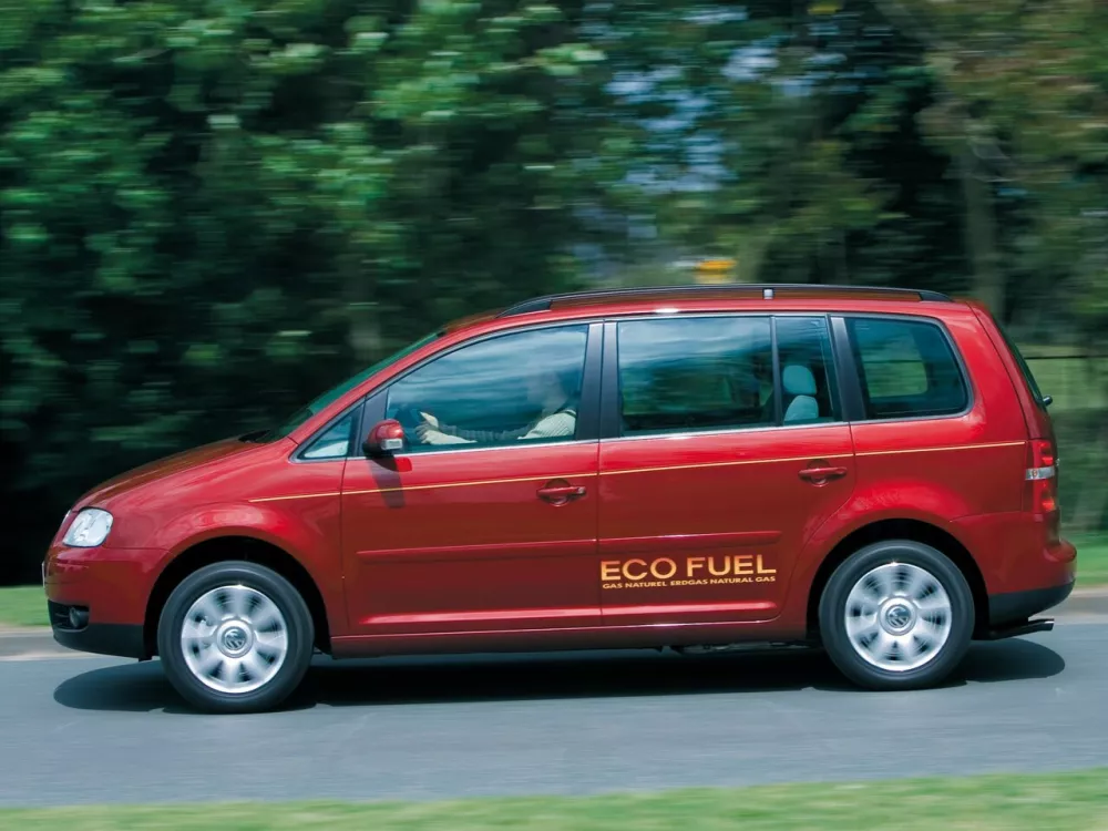 Автомобиль Volkswagen Touran I Компактвэн