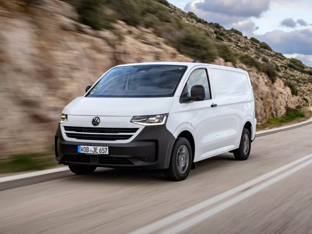Автомобиль Volkswagen Transporter T7 Фургон