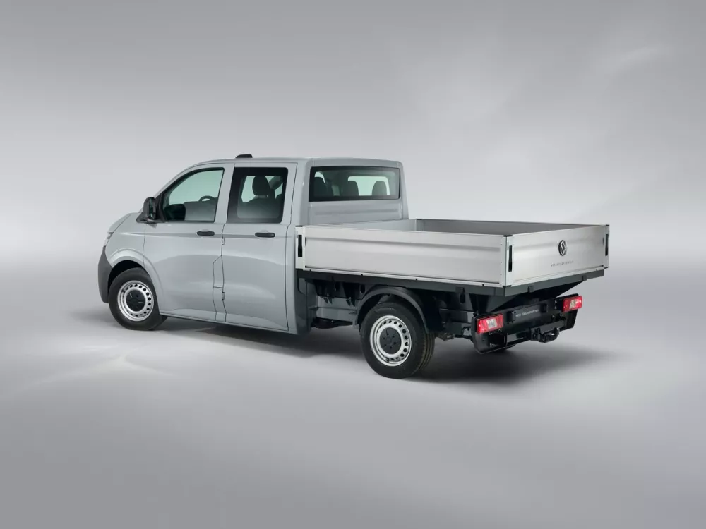 Автомобиль Volkswagen Transporter T7 Пикап Двойная кабина