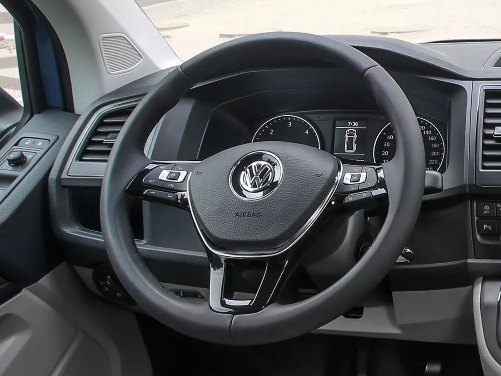Автомобиль Volkswagen Transporter T6 Минивэн