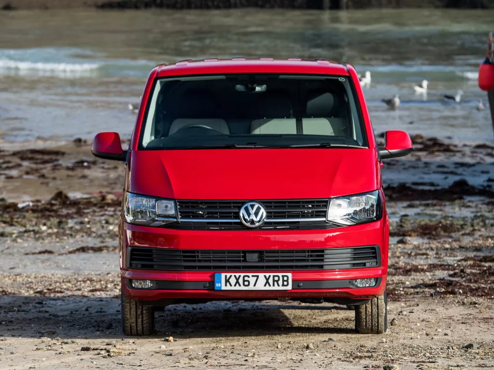 Автомобиль Volkswagen Transporter T6 Фургон