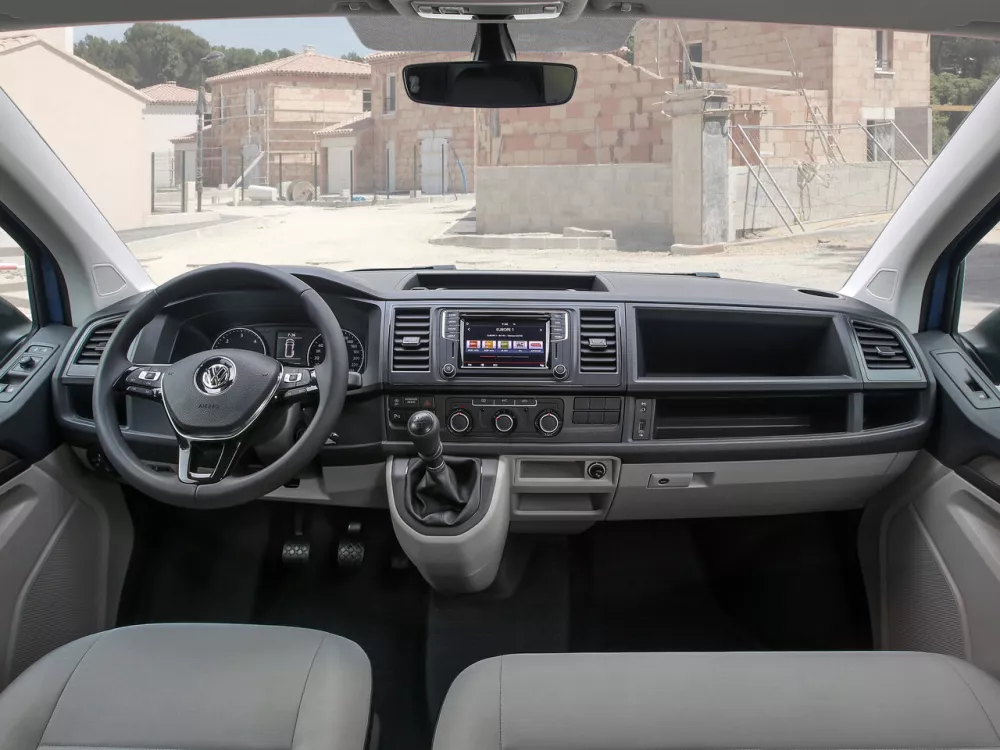 Автомобиль Volkswagen Transporter T6 Фургон