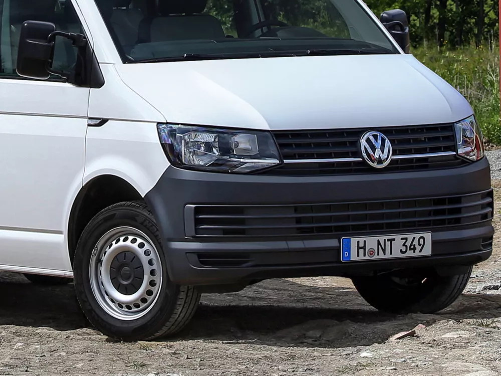 Автомобиль Volkswagen Transporter T6 Пикап Двойная кабина