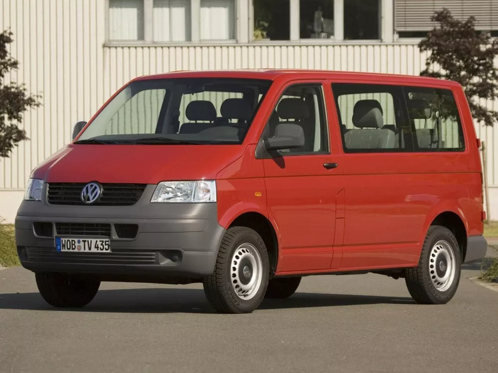 Автомобиль Volkswagen Transporter T5 Минивэн