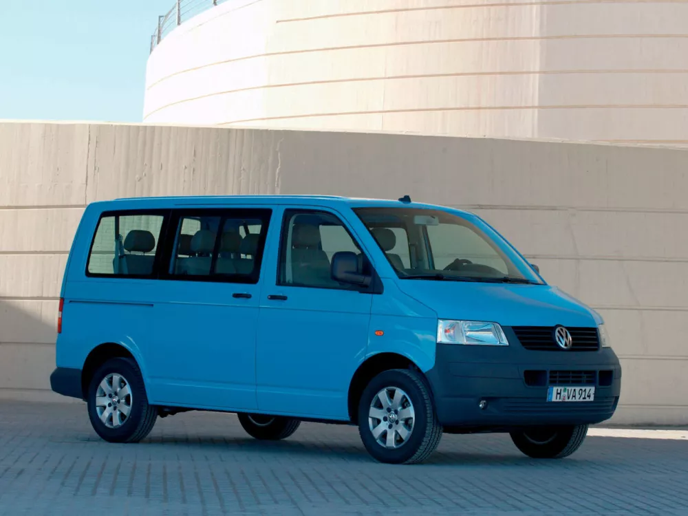 Автомобиль Volkswagen Transporter T5 Минивэн