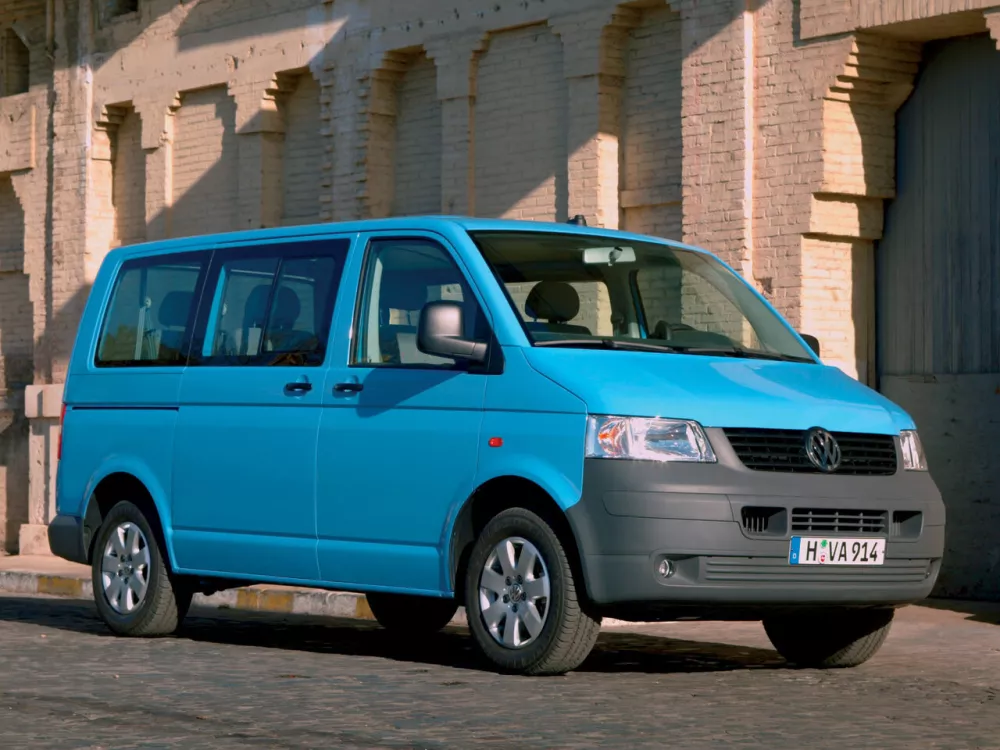 Автомобиль Volkswagen Transporter T5 Минивэн