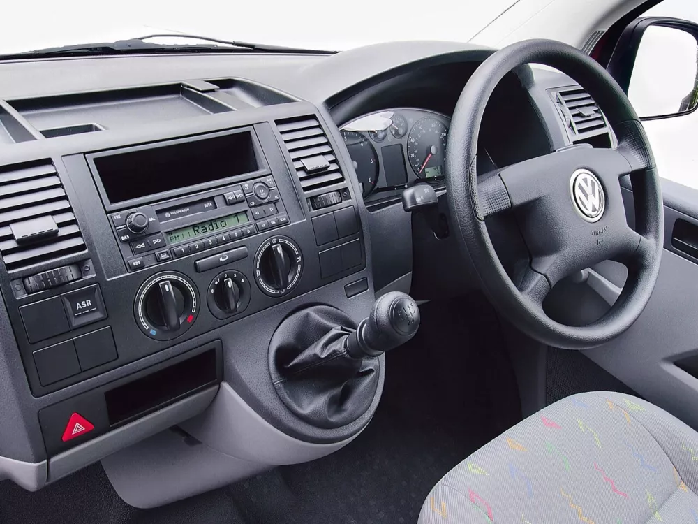 Автомобиль Volkswagen Transporter T5 Фургон