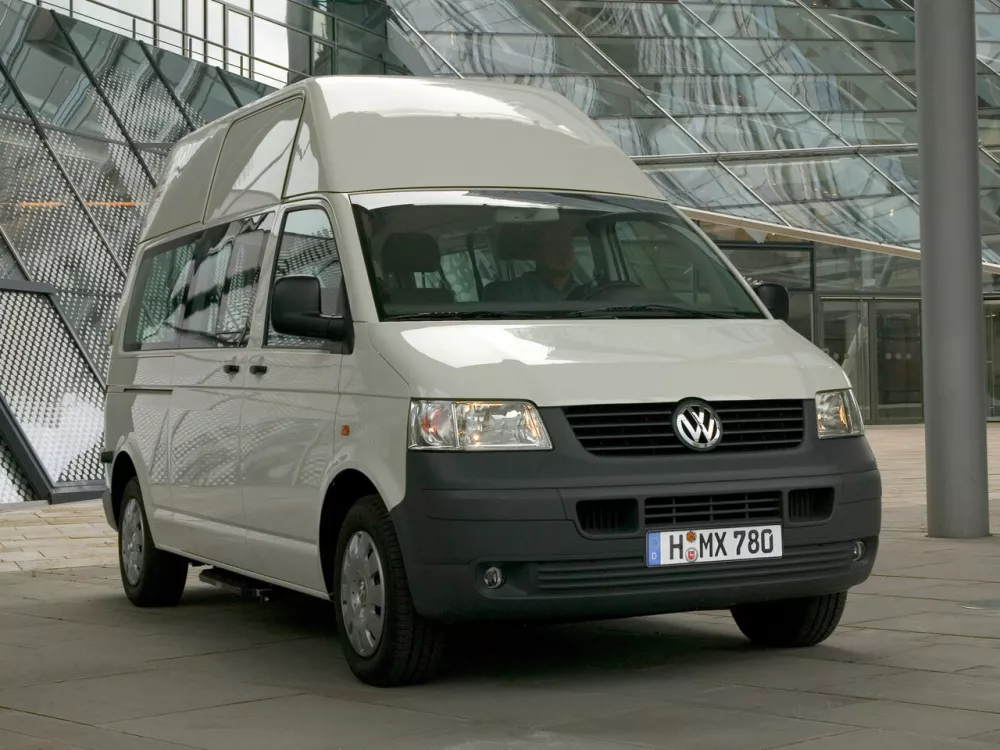 Автомобиль Volkswagen Transporter T5 Минивэн Long