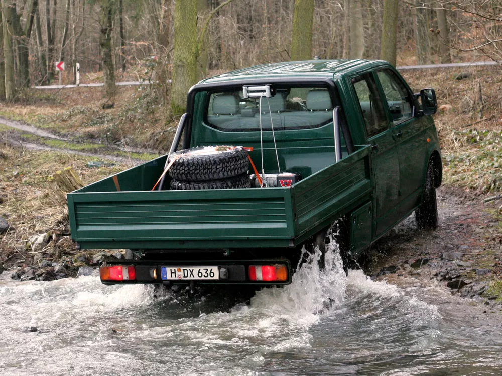 Автомобиль Volkswagen Transporter T5 Пикап Двойная кабина