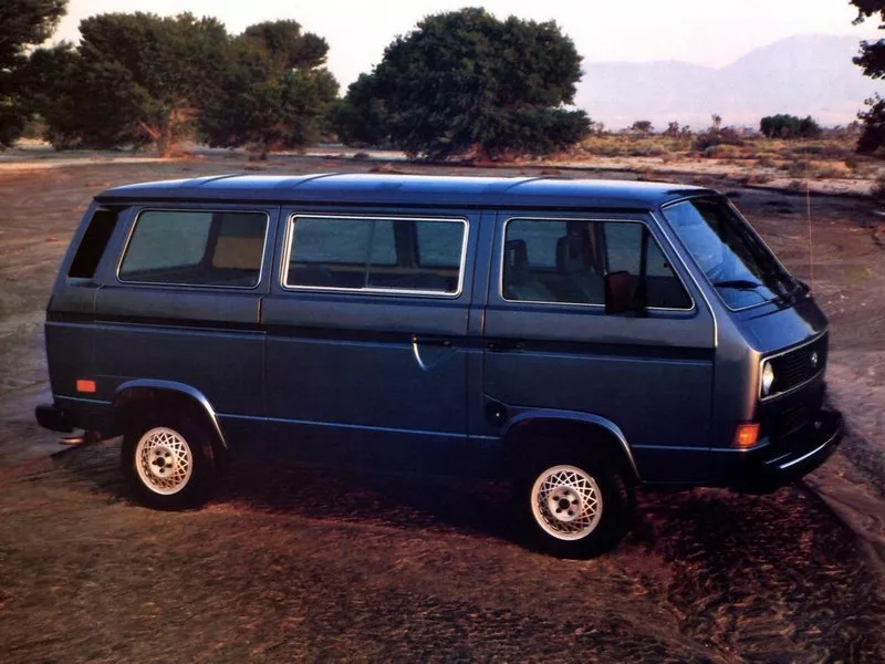 Автомобиль Volkswagen Transporter T3 Минивэн