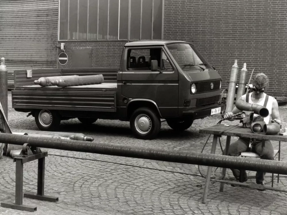 Автомобиль Volkswagen Transporter T3 Пикап Одинарная кабина