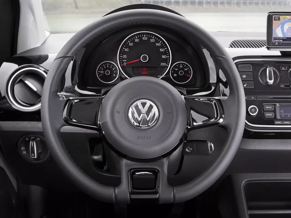 Автомобиль Volkswagen up! I Хэтчбек (5 дверей)
