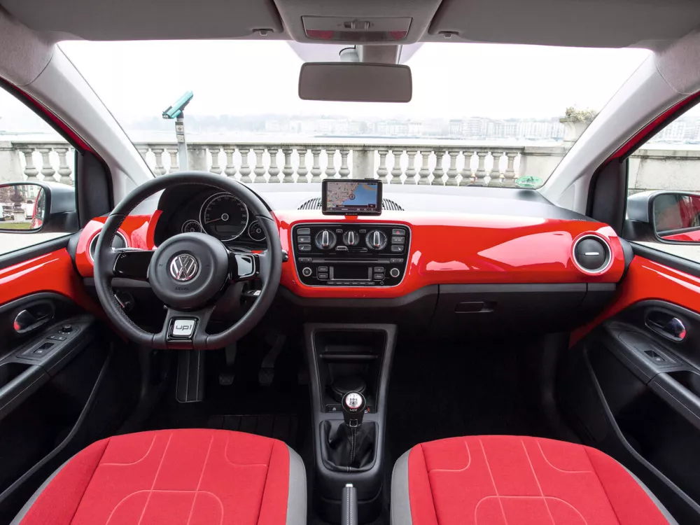 Автомобиль Volkswagen up! I Хэтчбек (5 дверей) Cross