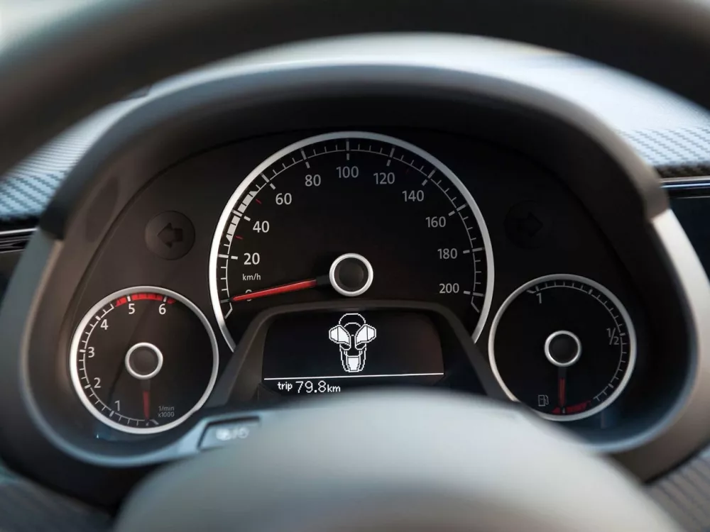 Автомобиль Volkswagen XL1 Купе