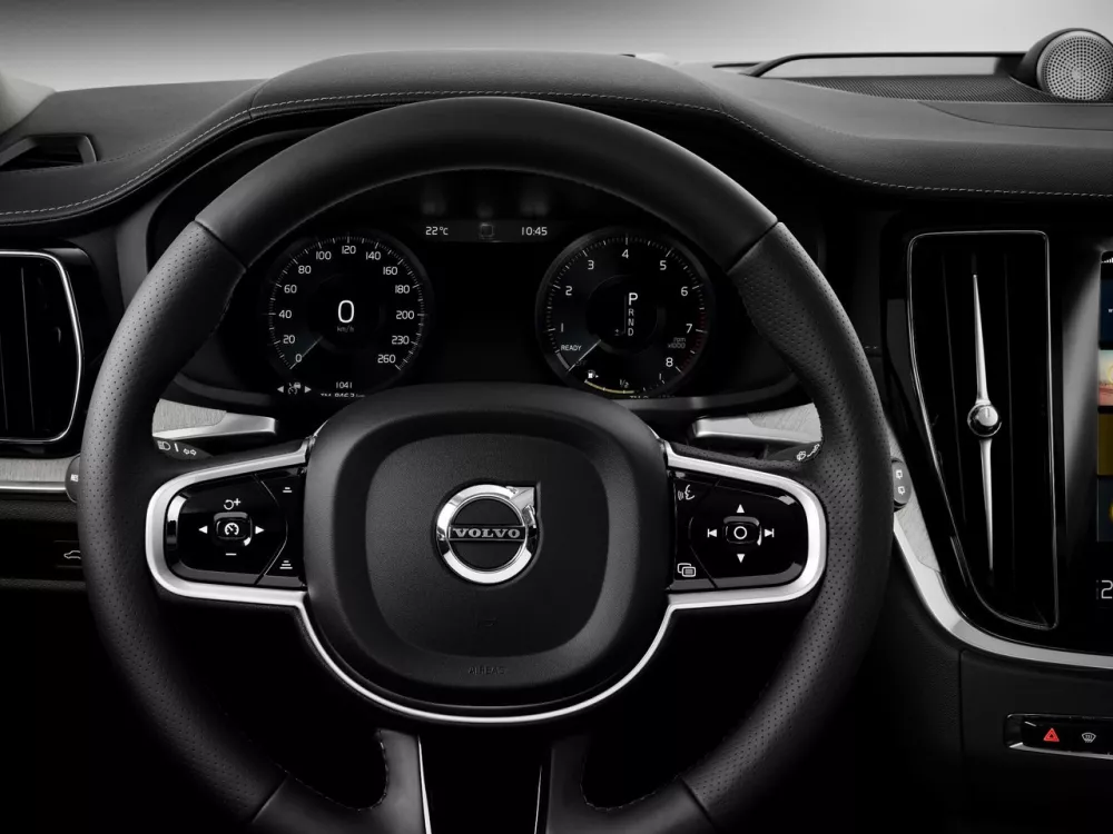 Автомобиль Volvo V60 II Универсал (5 дверей)