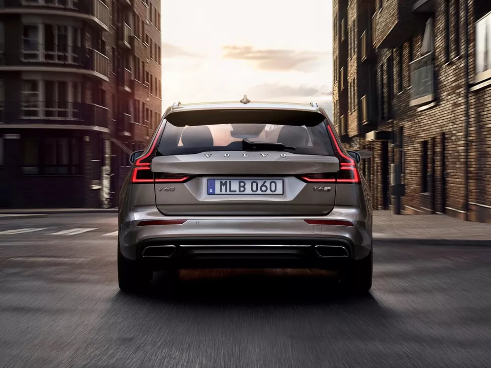 Автомобиль Volvo V60 II Универсал (5 дверей)