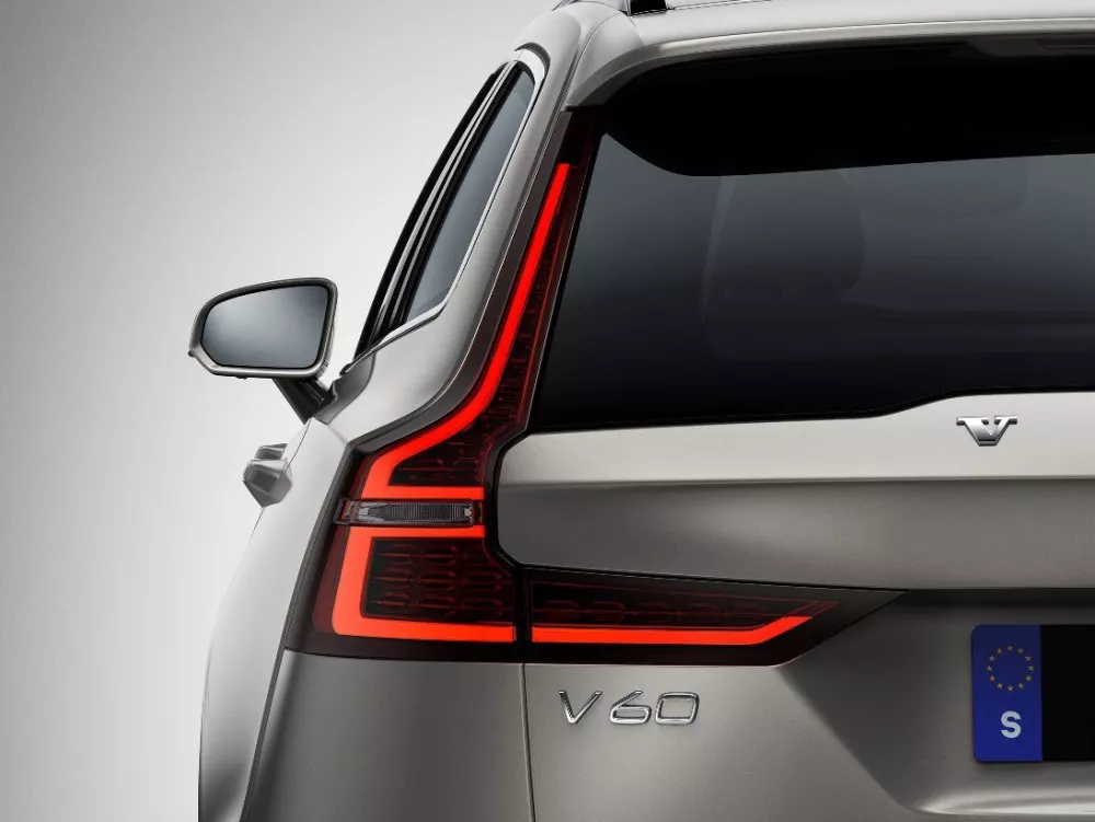 Автомобиль Volvo V60 II Универсал (5 дверей)