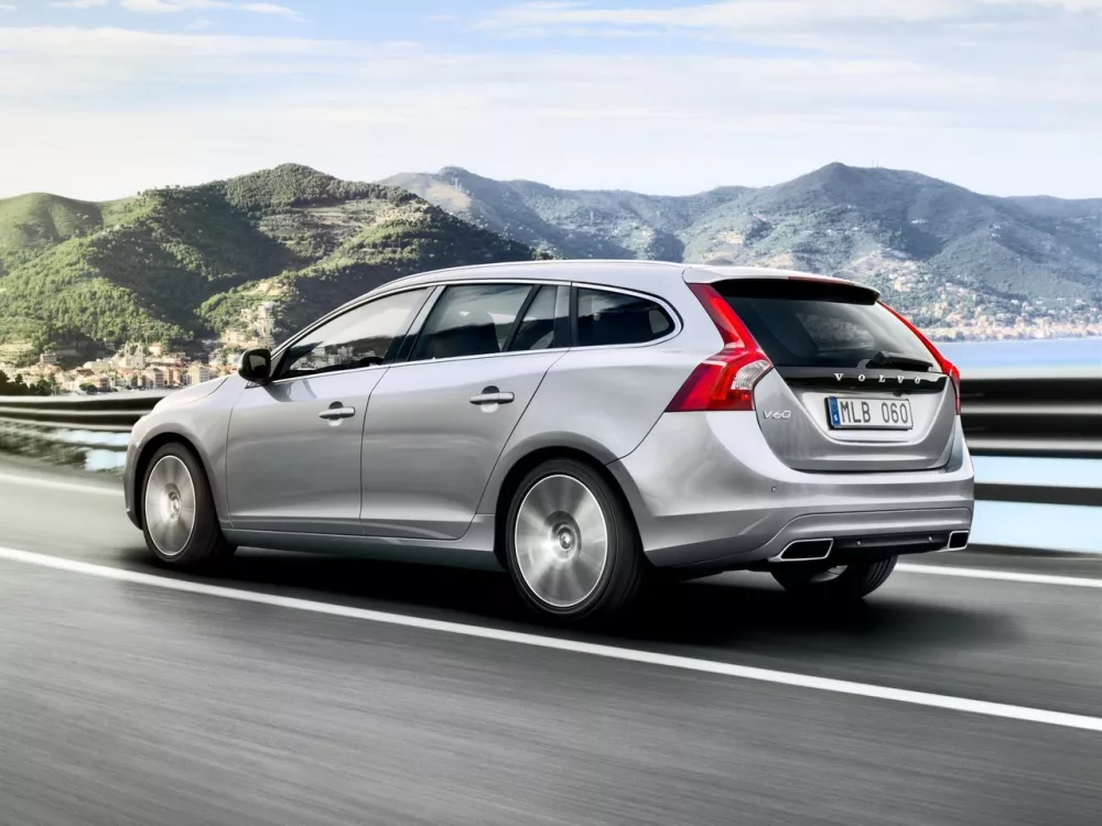 Автомобиль Volvo V60 I Рестайлинг Универсал (5 дверей)