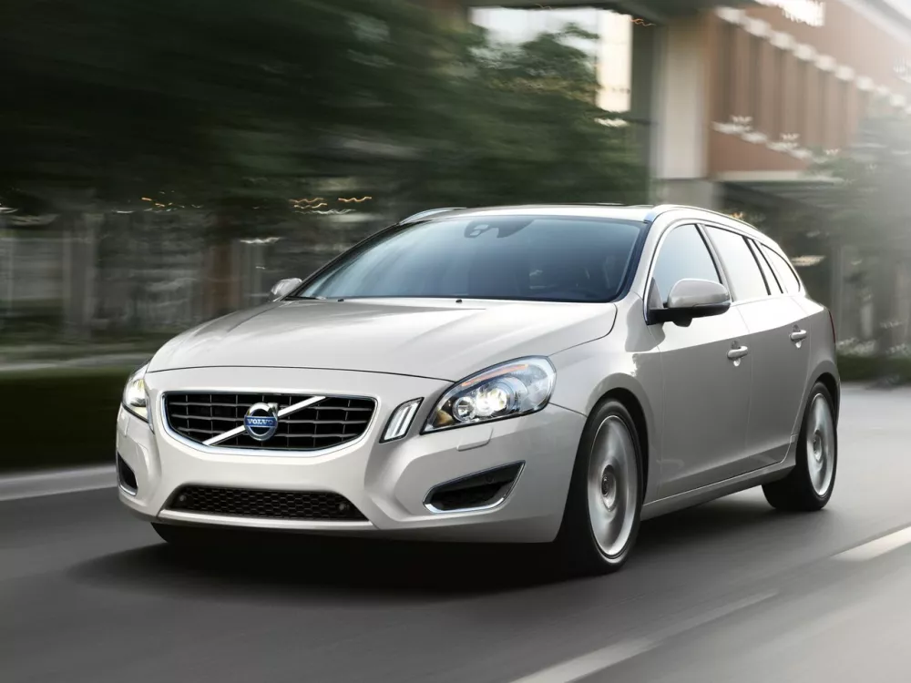 Автомобиль Volvo V60 I Универсал (5 дверей)