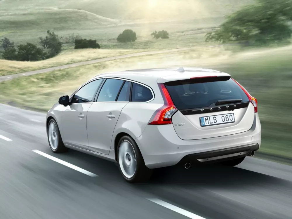 Автомобиль Volvo V60 I Универсал (5 дверей)