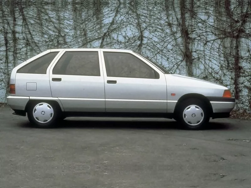 Автомобиль Zastava Florida Хэтчбек (5 дверей)